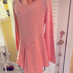 Max Edition Shrimp Knit Tunic Top